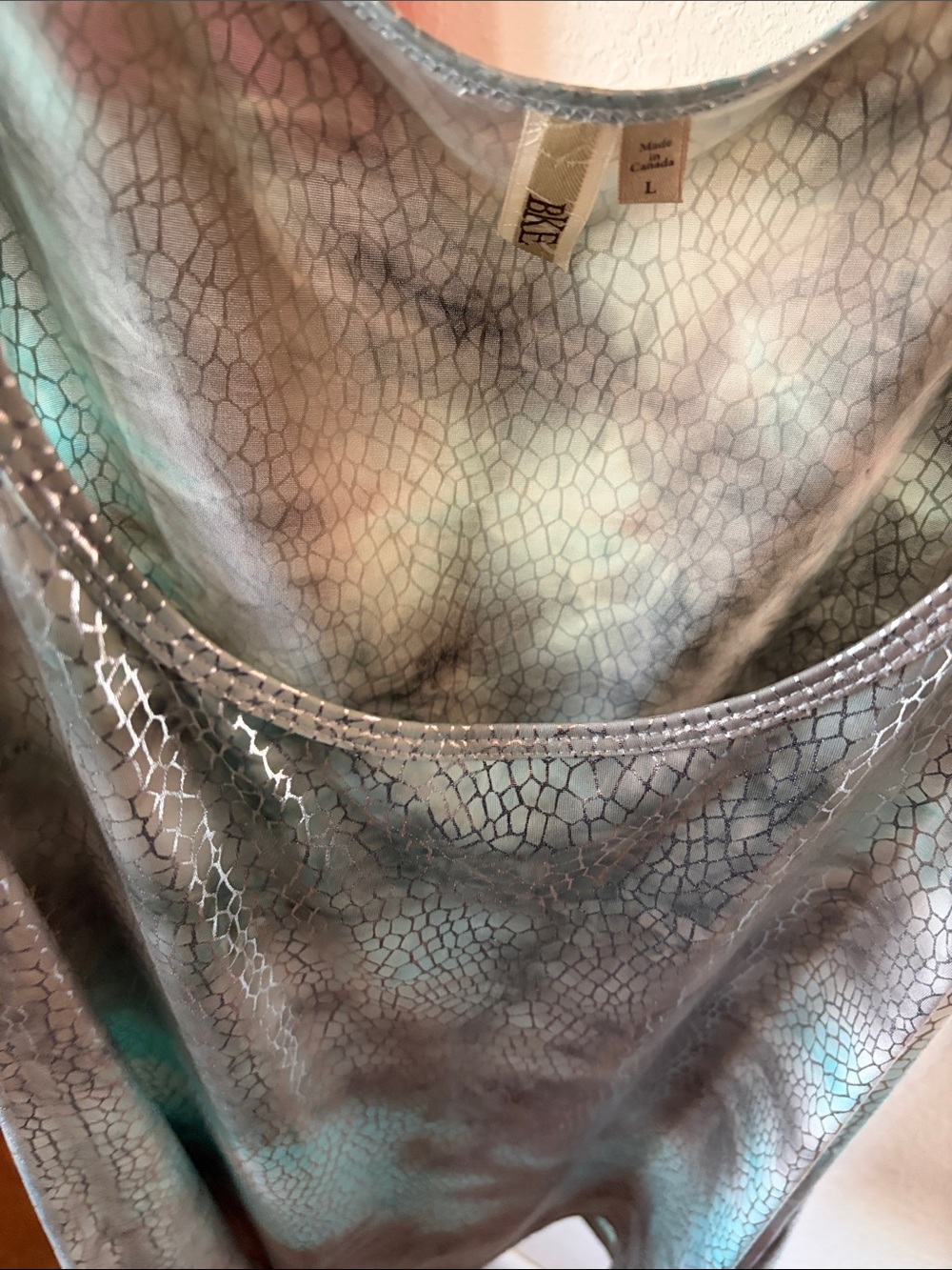 2 BKE Tank Tops - Picture 4 of 9
